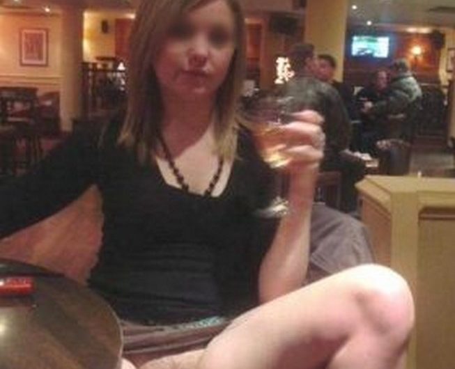Jeune couple cherche femme bi pour jouer