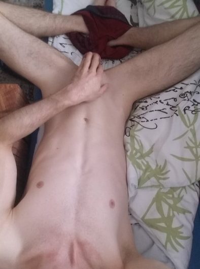 Jeune soumis à soumettre