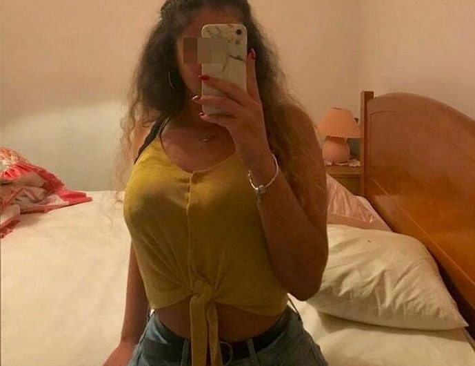 Nana de milieu catho tradi cherche du sexe éphémère à Cernay