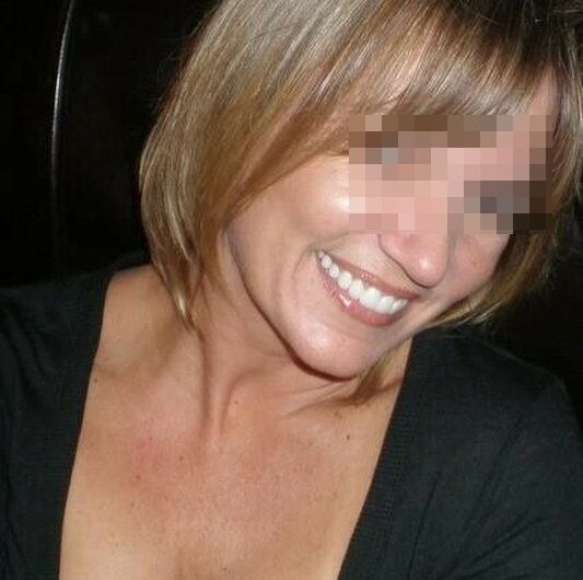 Gangbang sadomaso en soirée privée : soumise totale à Thann