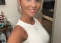 Milf sexy et cochonne a envie de croquer un jeune alsacien