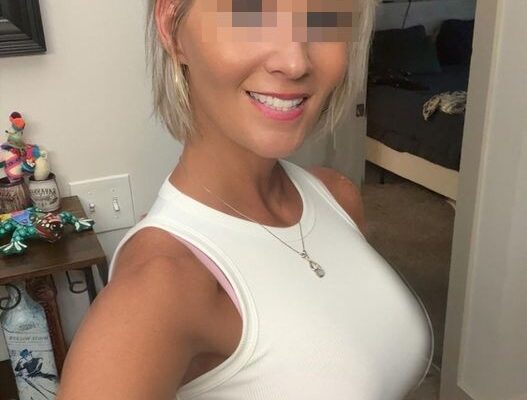 Milf sexy et cochonne a envie de croquer un jeune alsacien