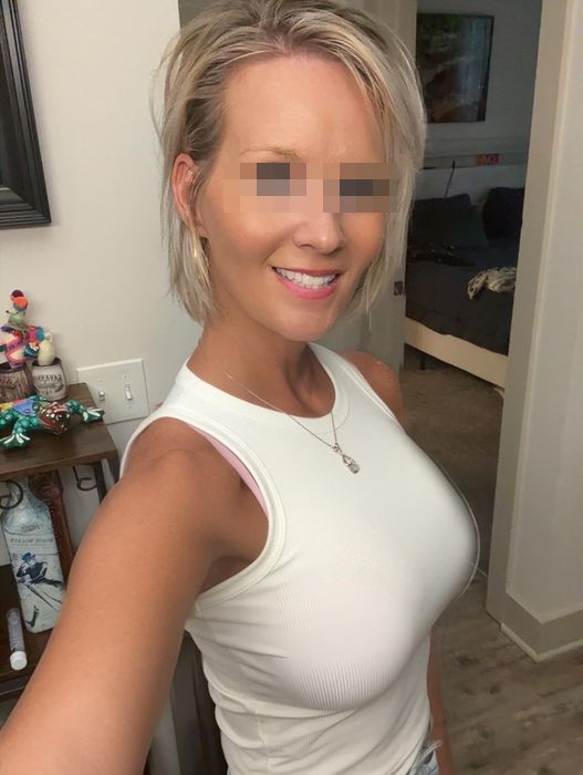 Milf sexy et cochonne a envie de croquer un jeune alsacien